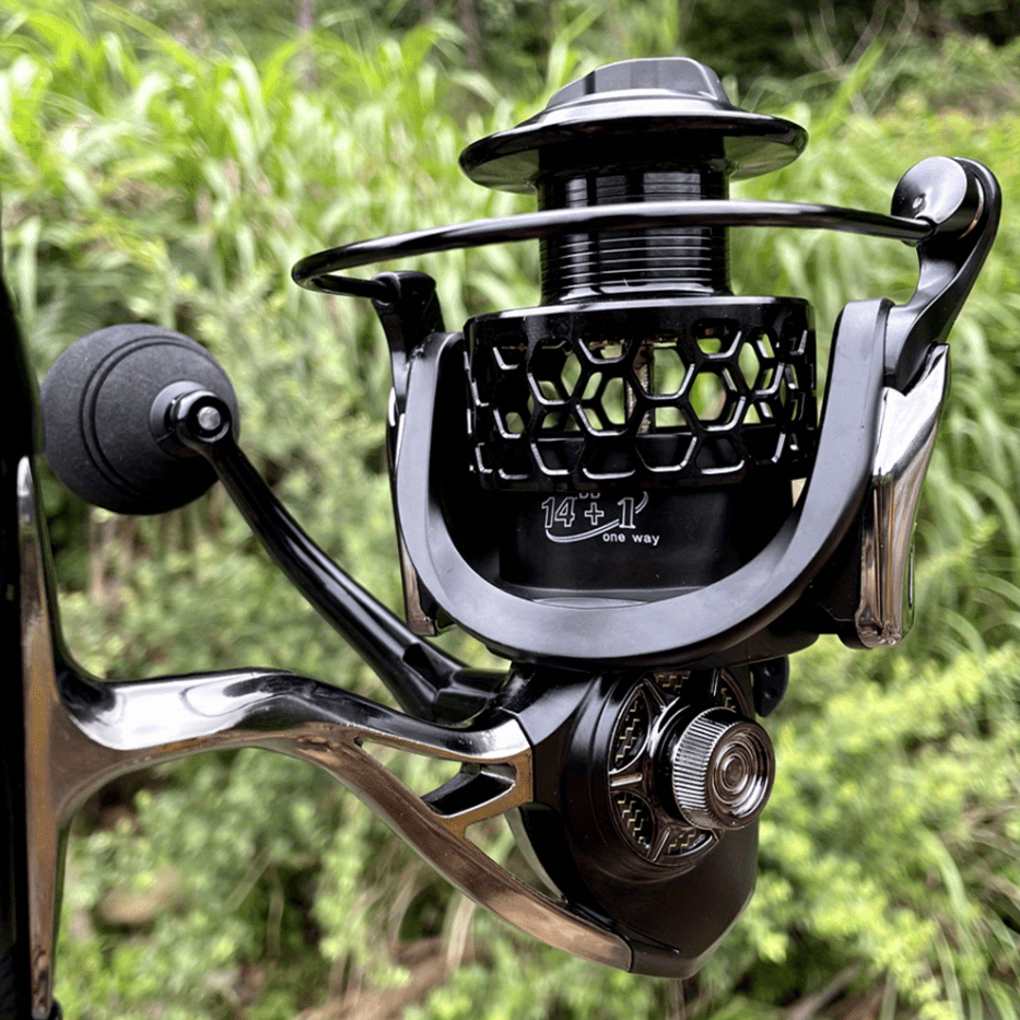 14+1BB High-Speed Spinning Reel - Revolutionizing Gapless Twin Axis Design for Blazing Fast Saltwater & Freshwater Fishing Adventures with Ultra-Smooth Performance and Durable Construction